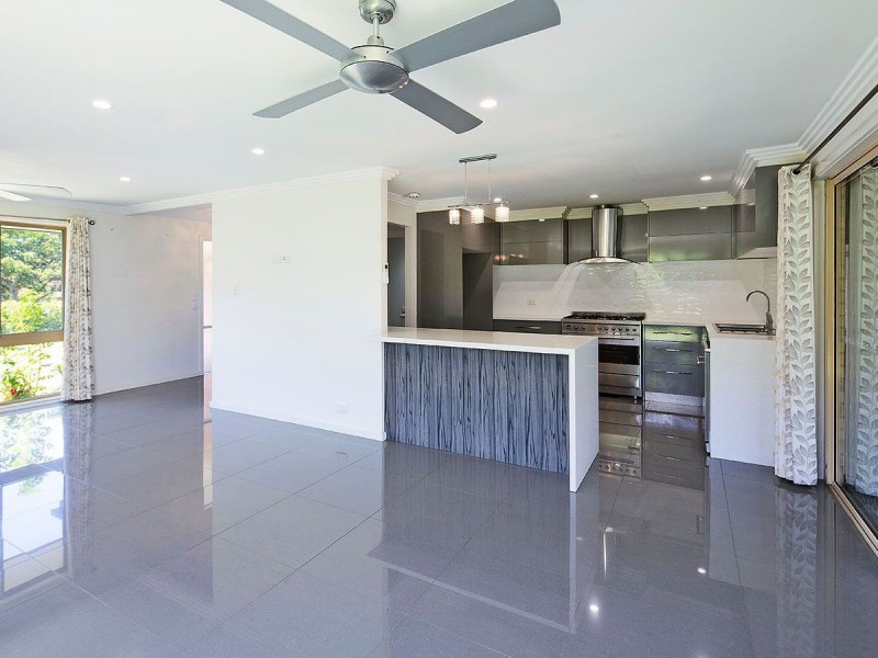 10 Cactus Court, Eight Mile Plains QLD 4113