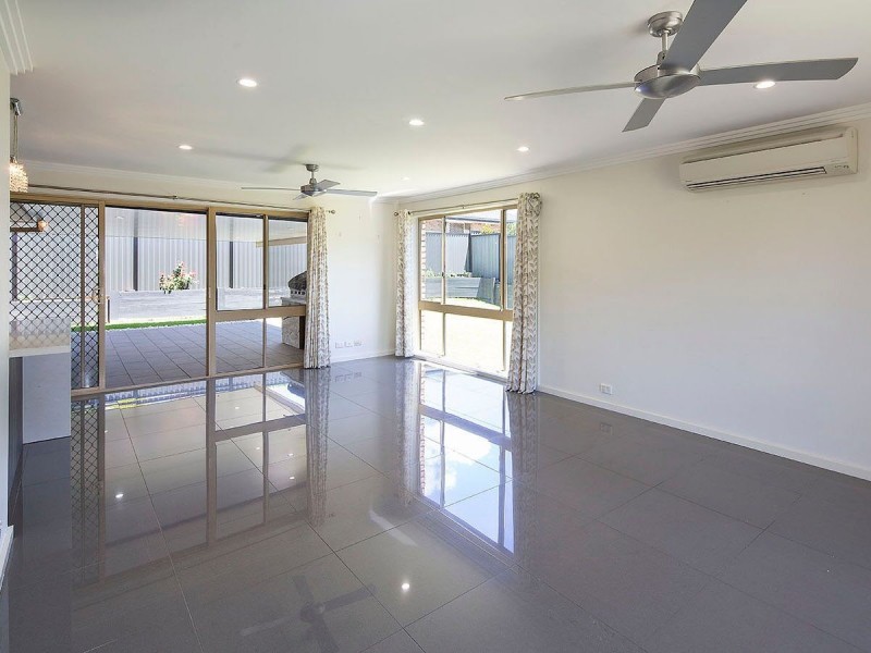 10 Cactus Court, Eight Mile Plains QLD 4113