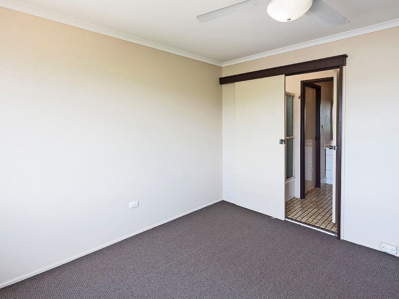 25 Watson Street, Camp Hill QLD 4152