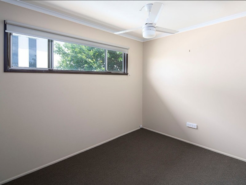 25 Watson Street, Camp Hill QLD 4152