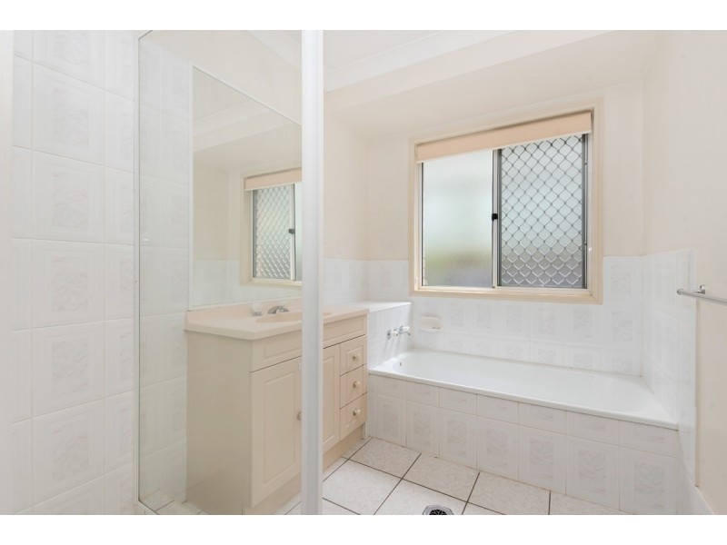 7 Piccadilly Place, Carindale QLD 4152