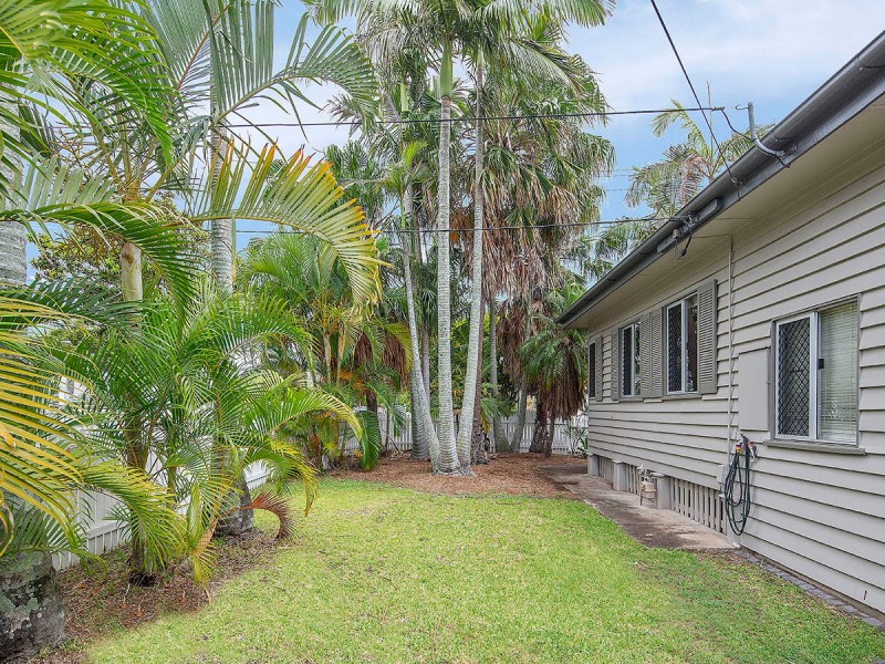 35 Cambridge Street, Bulimba QLD 4171