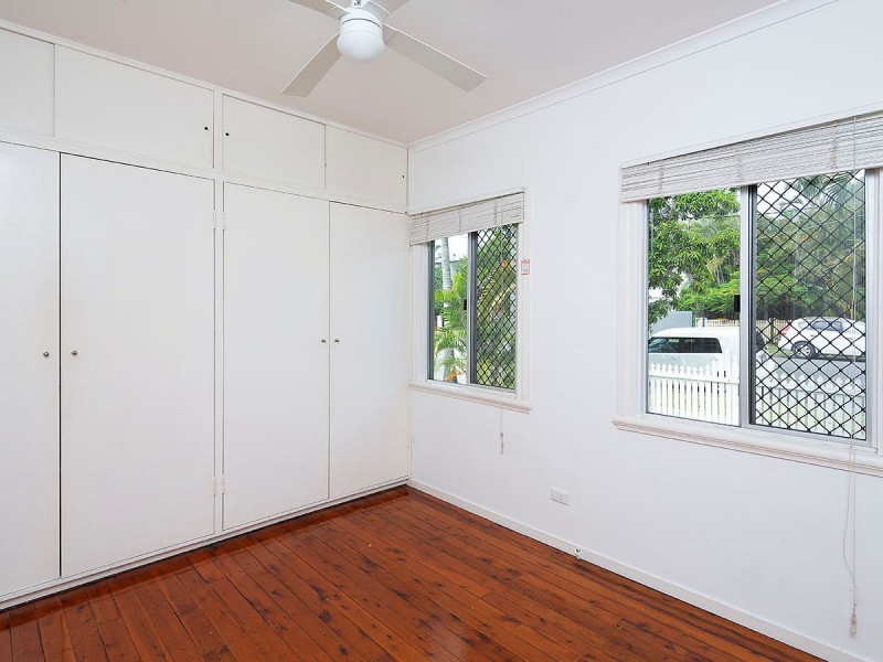 35 Cambridge Street, Bulimba QLD 4171