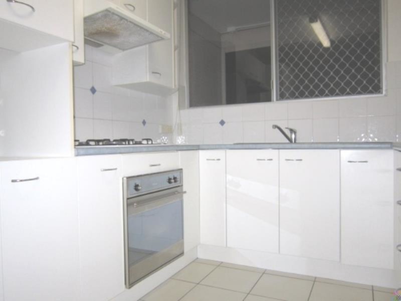 3/16 Amelia Street, Coorparoo QLD 4151