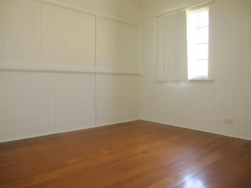 17 Barker Street, East Brisbane QLD 4169