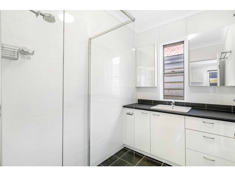 16 Potts Street, East Brisbane QLD 4169