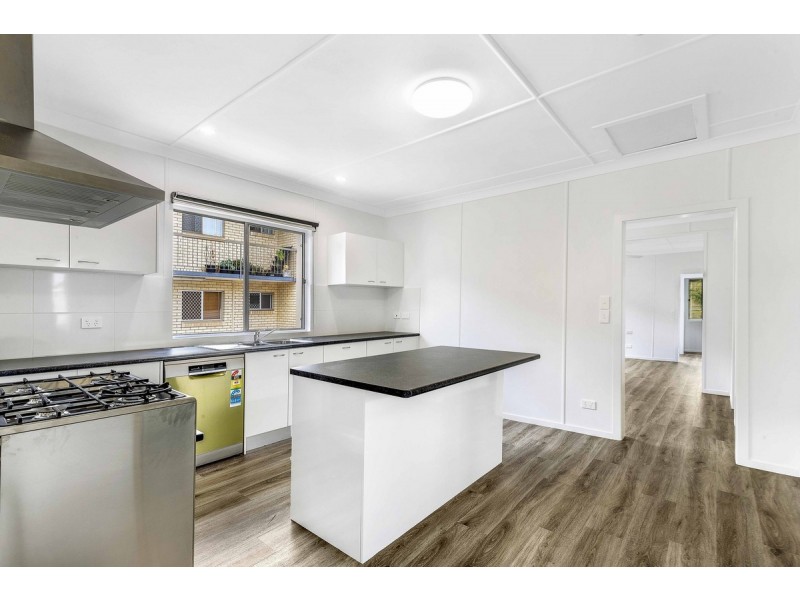 16 Potts Street, East Brisbane QLD 4169