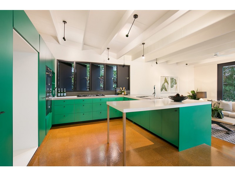 17 Dale Street, Coorparoo QLD 4151