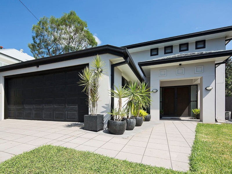 16 Glyn Street, Coorparoo QLD 4151