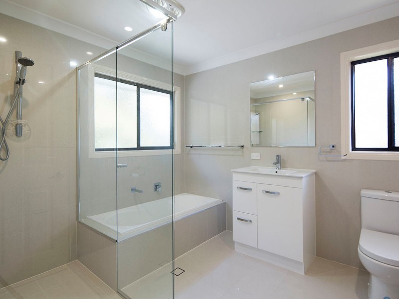 16 Glyn Street, Coorparoo QLD 4151