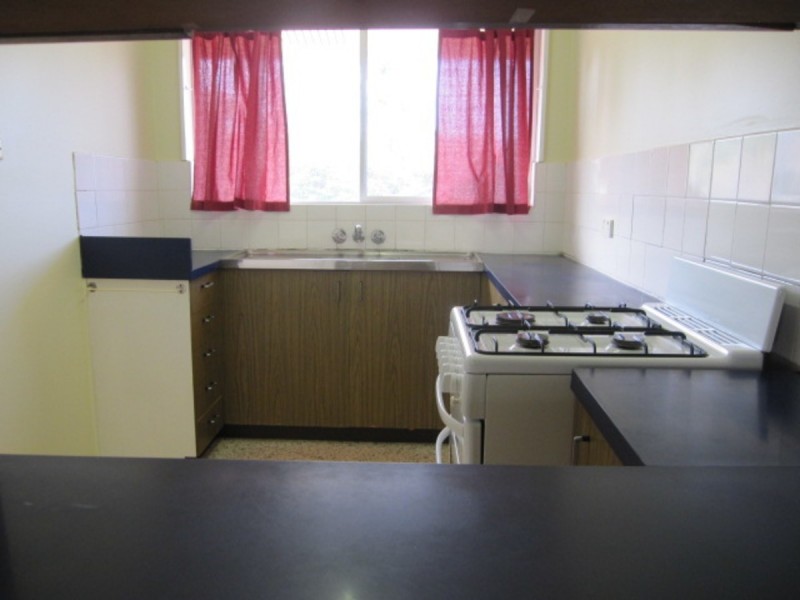 2/11 Harty Street, Coorparoo QLD 4151