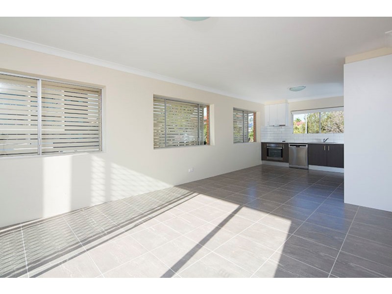 4/19 Amelia Street, Coorparoo QLD 4151