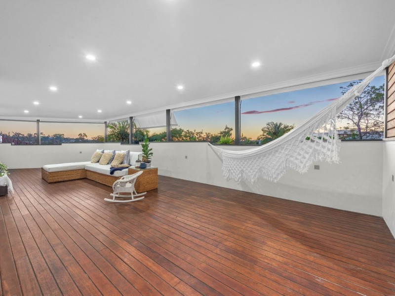 330 Chatsworth Road, Coorparoo QLD 4151