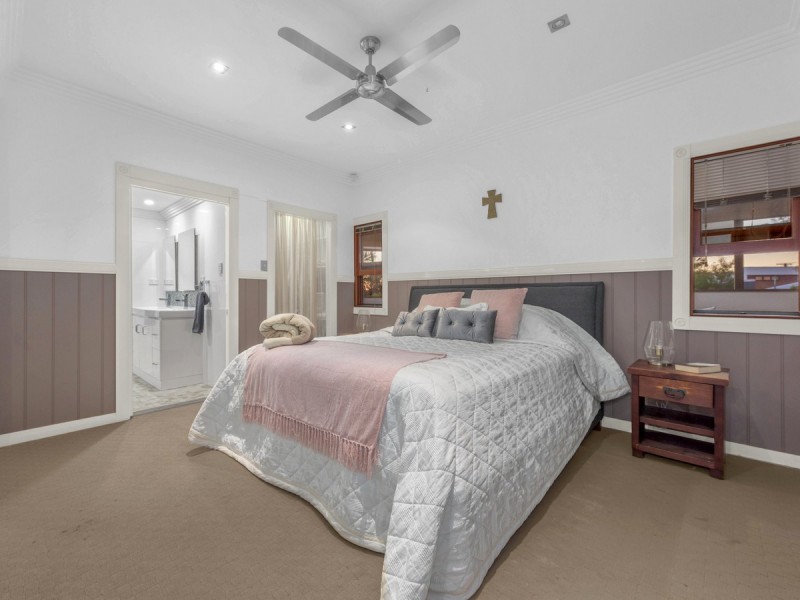330 Chatsworth Road, Coorparoo QLD 4151