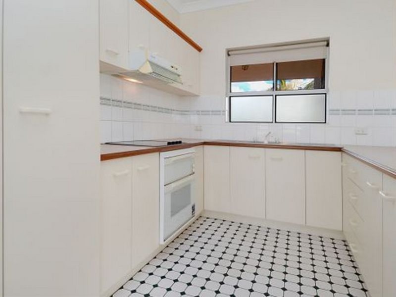 5/282 Cavendish Road, Coorparoo QLD 4151