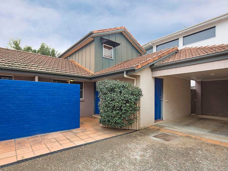 4/49 Nicholson Street, Greenslopes QLD 4120