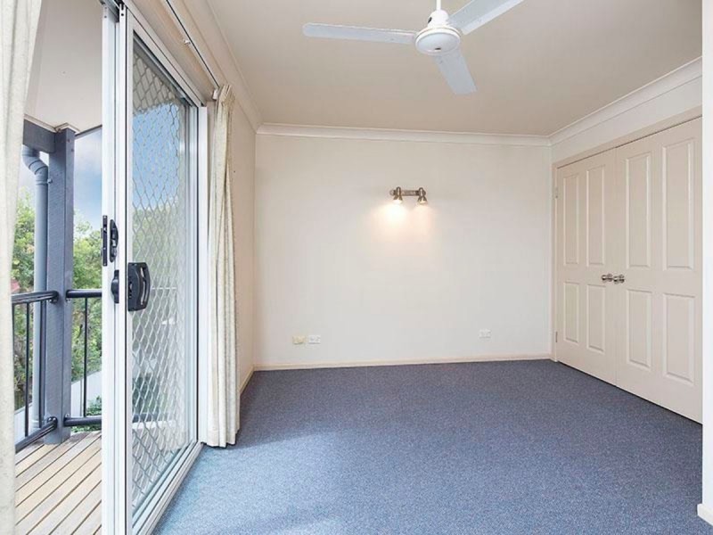 4/49 Nicholson Street, Greenslopes QLD 4120