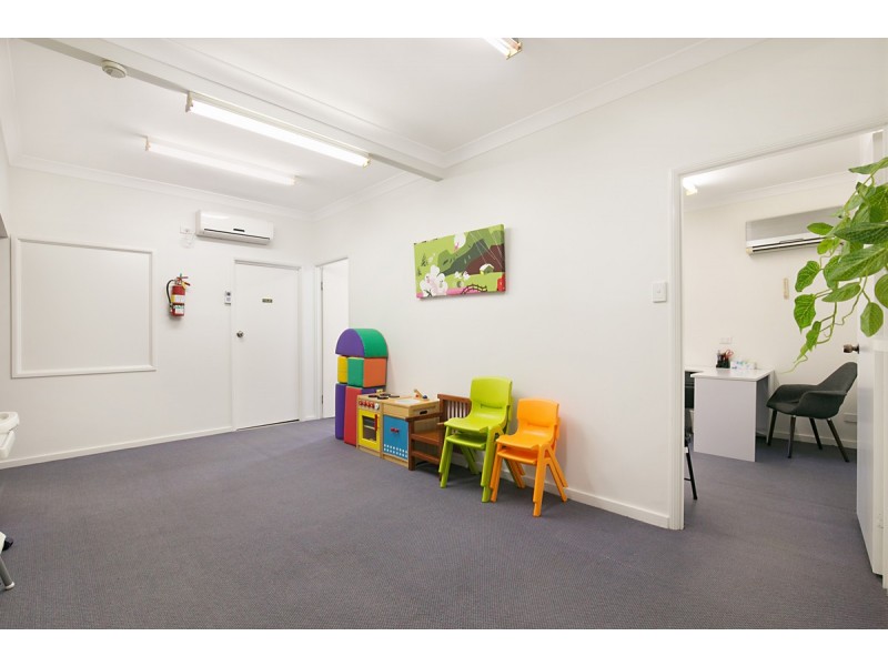 126 Mcilwraith Avenue, Norman Park QLD 4170