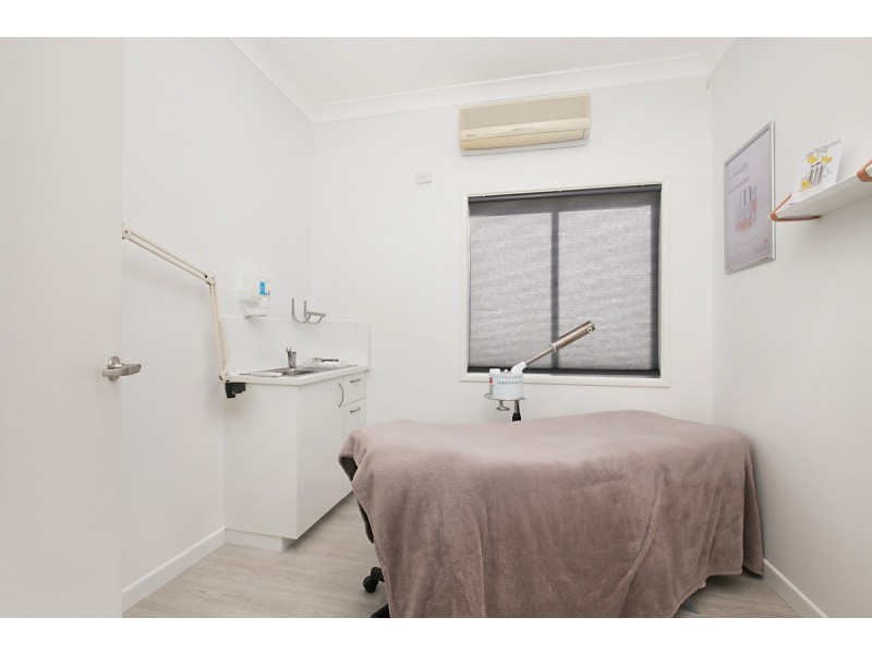 126 Mcilwraith Avenue, Norman Park QLD 4170