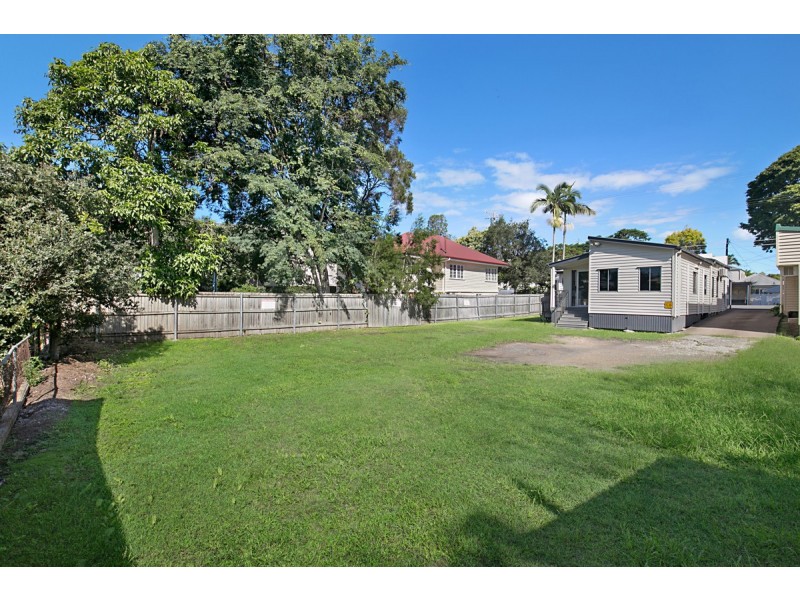 126 Mcilwraith Avenue, Norman Park QLD 4170