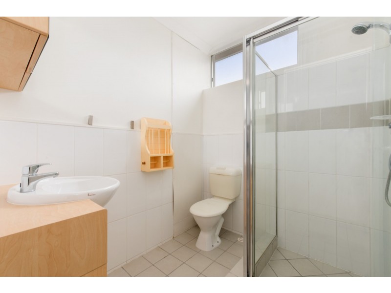 8/32 Cottell Street, Norman Park QLD 4170