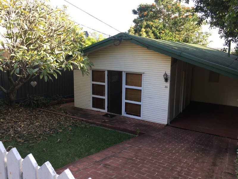 39 Crest Street, Mount Gravatt East QLD 4122