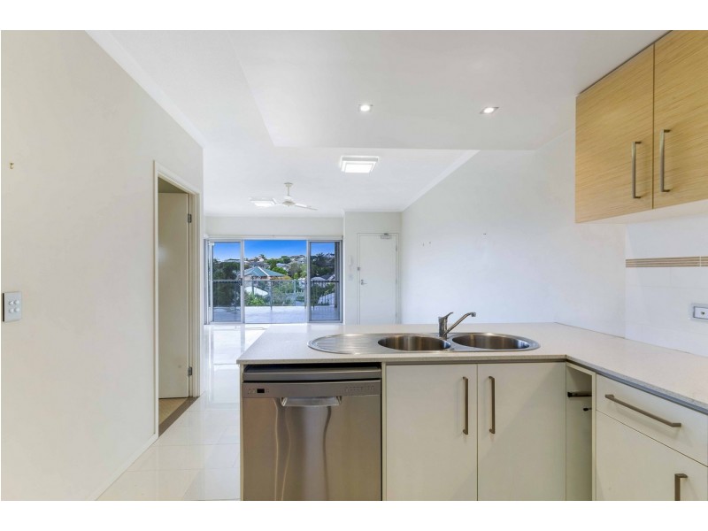 7/86 Pembroke Road, Coorparoo QLD 4151