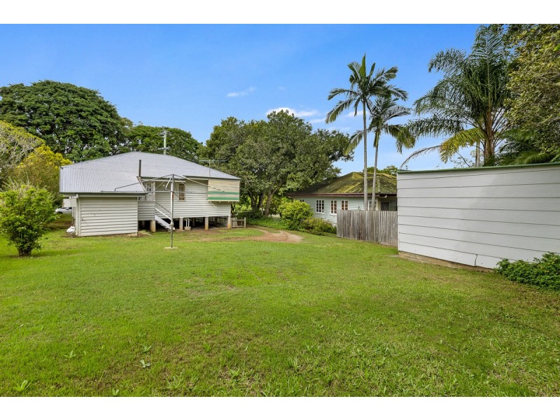50 Murton Avenue, Holland Park QLD 4121