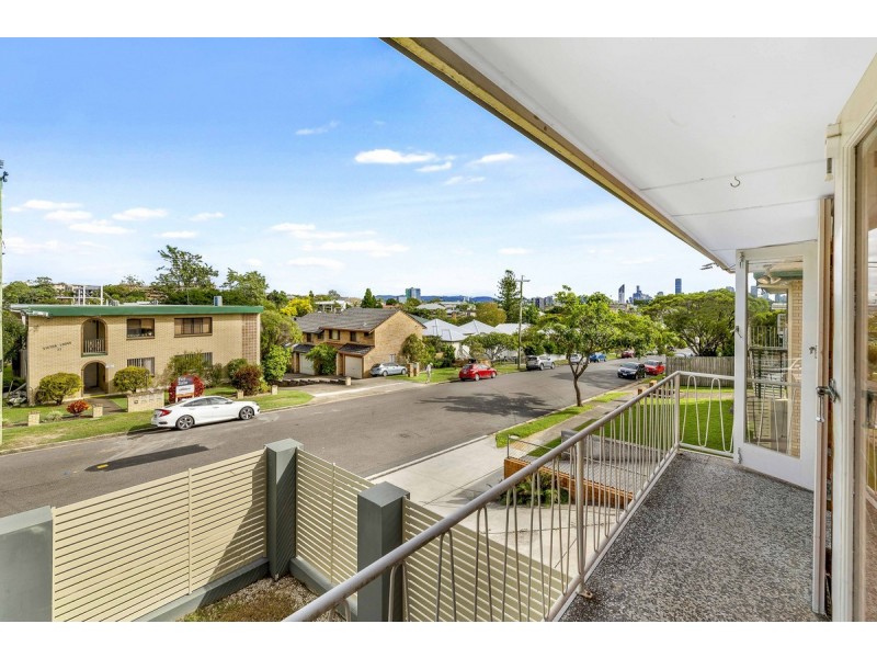 56 Nicklin Street, Coorparoo QLD 4151