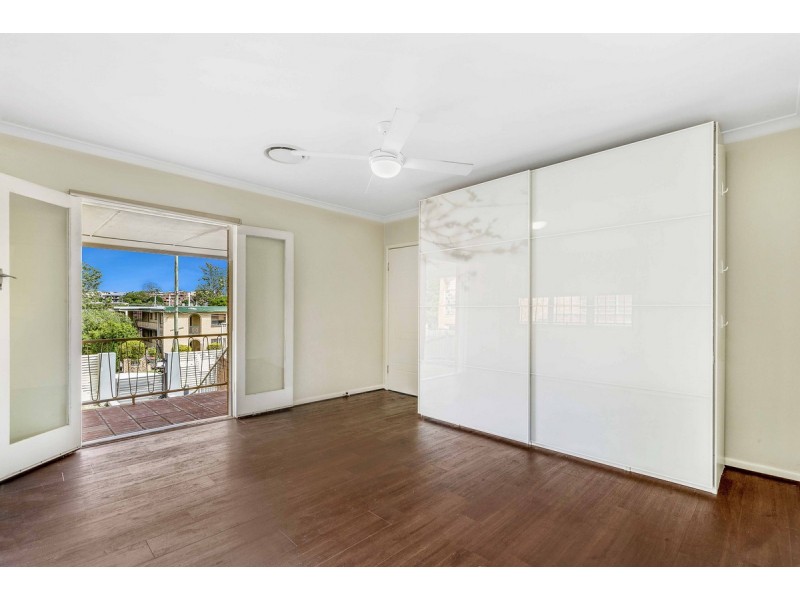 56 Nicklin Street, Coorparoo QLD 4151