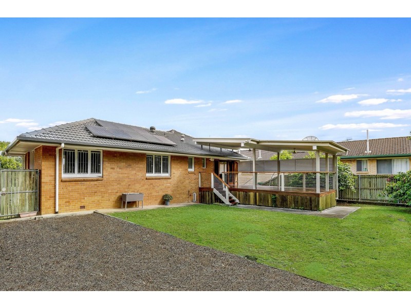 56 Nicklin Street, Coorparoo QLD 4151