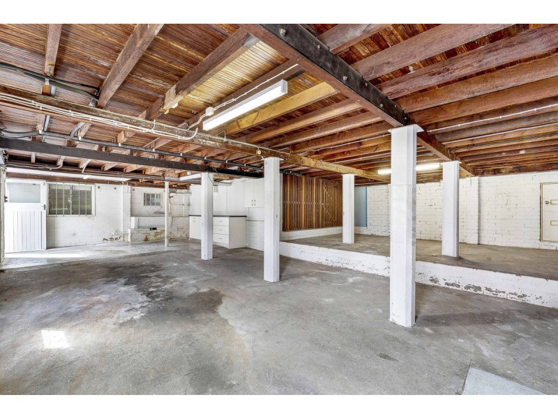 56 Nicklin Street, Coorparoo QLD 4151