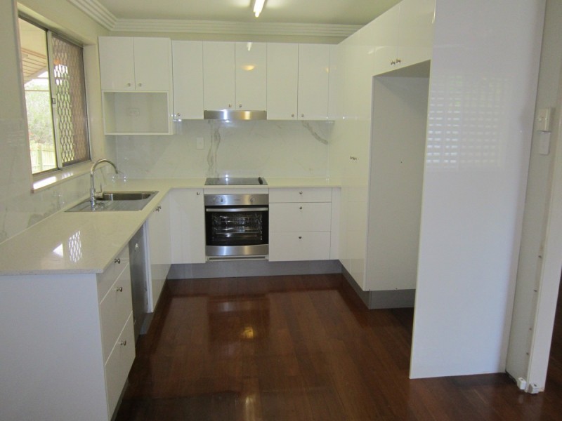 1 Ventura Street, Upper Mount Gravatt QLD 4122