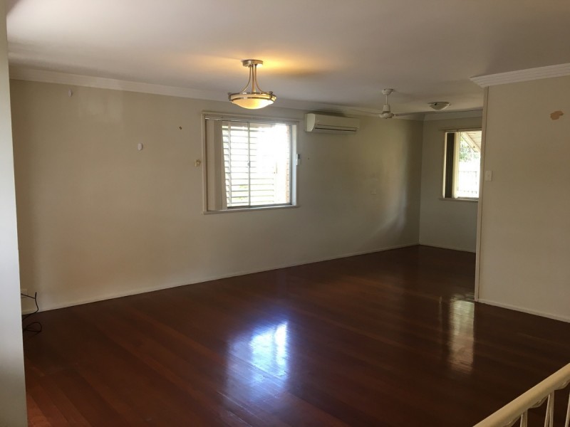 1 Ventura Street, Upper Mount Gravatt QLD 4122