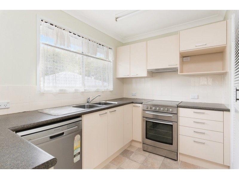 13 Pitney Street, Camp Hill QLD 4152