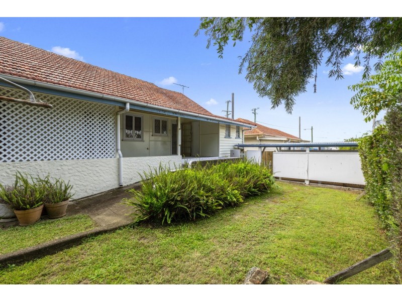 687 Old Cleveland Road, Camp Hill QLD 4152