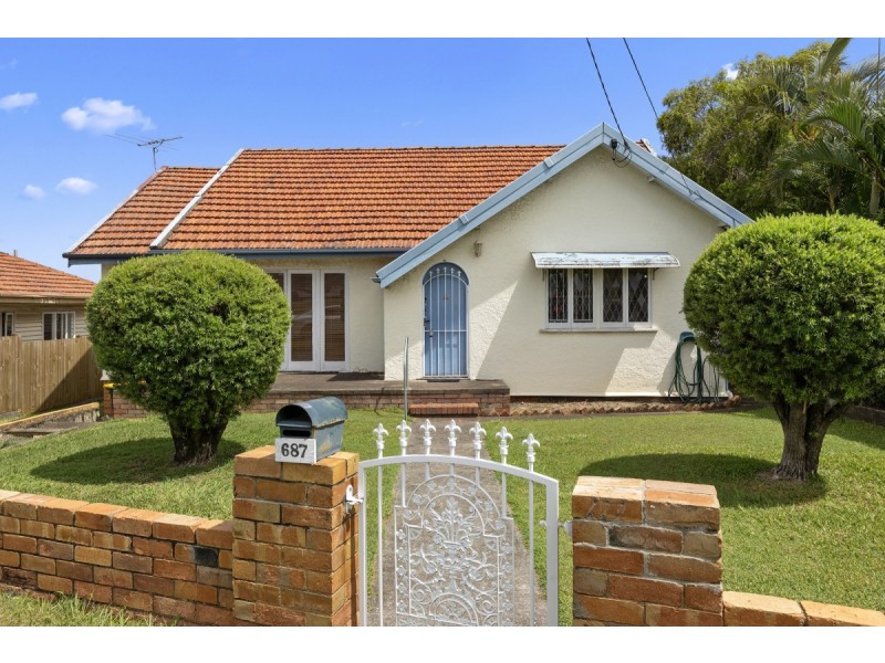 687 Old Cleveland Road, Camp Hill QLD 4152