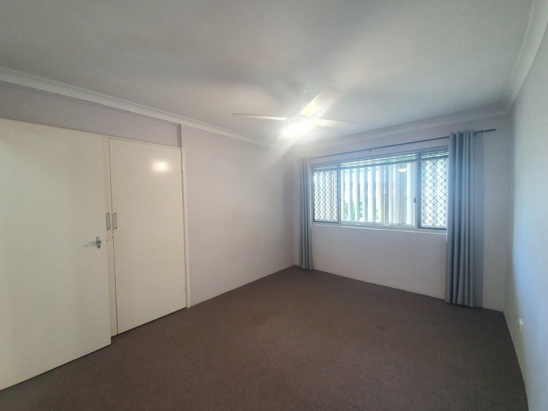 3/4 Nicklin Street, Coorparoo QLD 4151