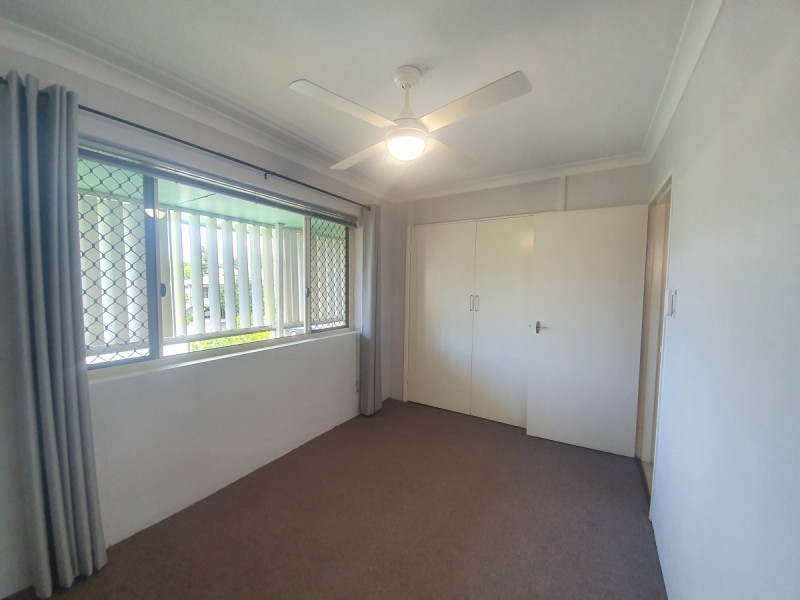 3/4 Nicklin Street, Coorparoo QLD 4151