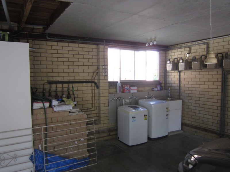 3/4 Nicklin Street, Coorparoo QLD 4151