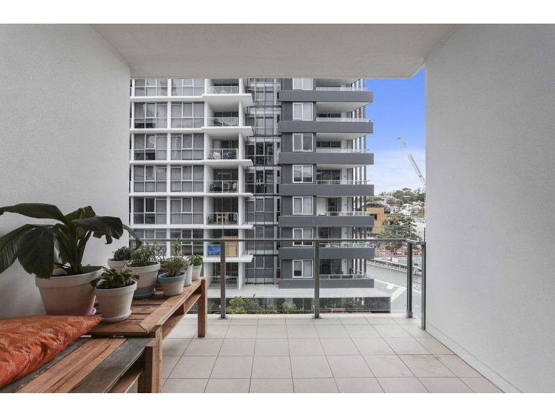 225/21 Masters Street, Newstead QLD 4006