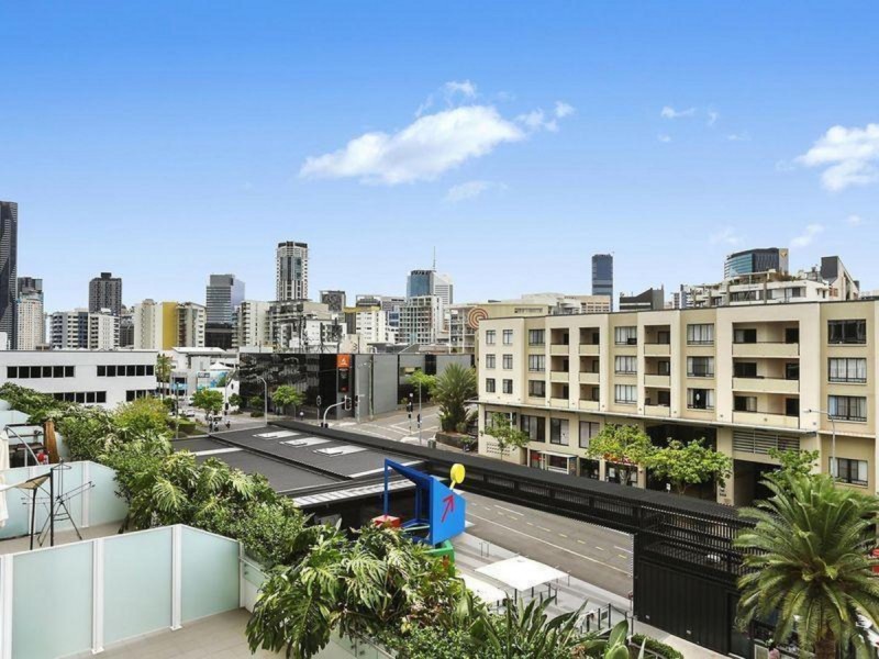 719/477 Boundary Street, Spring Hill QLD 4000