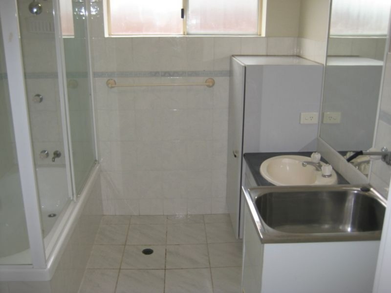 4/98 Pembroke Road, Coorparoo QLD 4151