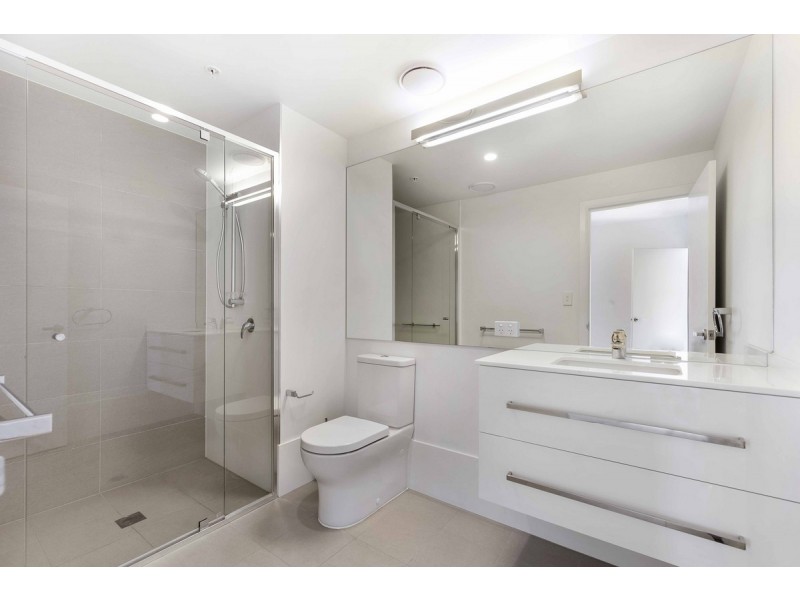 20503/300 Old Cleveland Road, Coorparoo QLD 4151