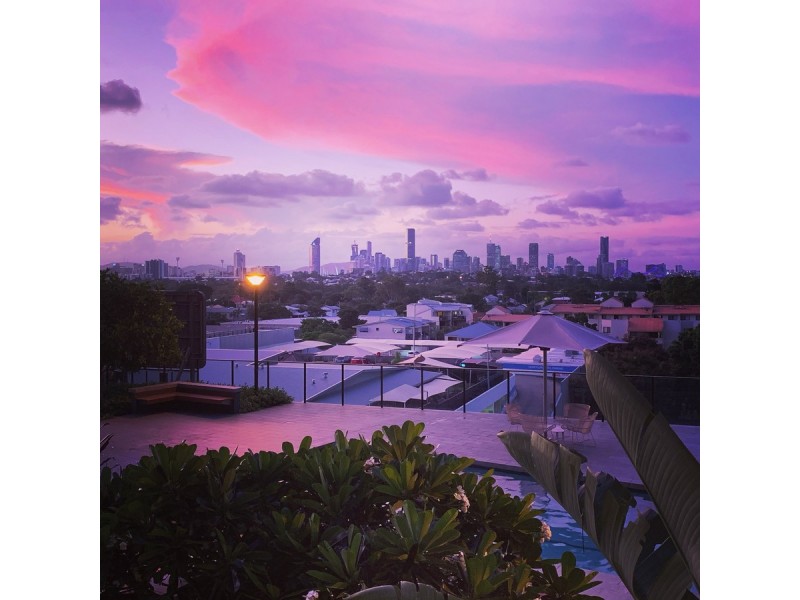 20503/300 Old Cleveland Road, Coorparoo QLD 4151