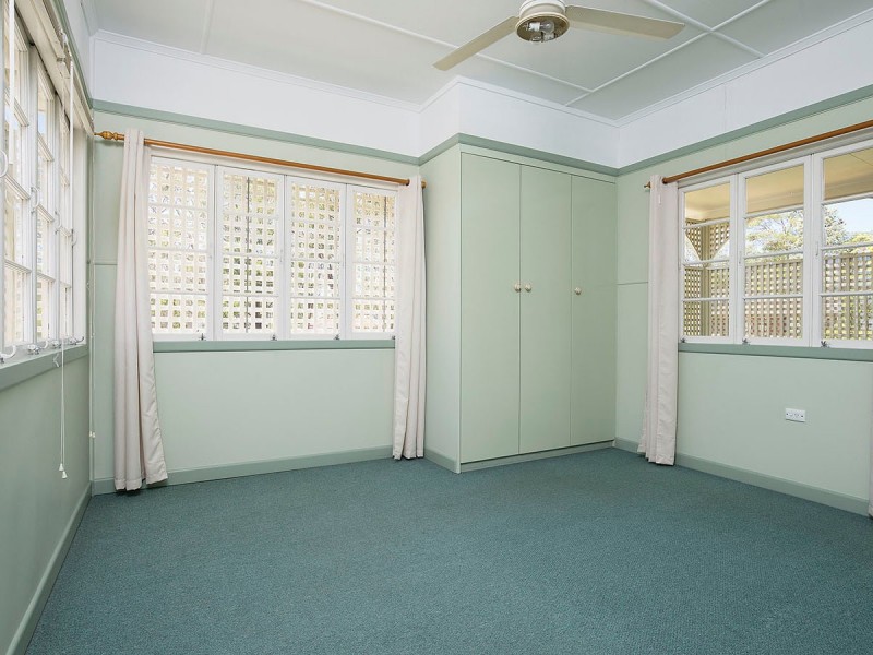 55 Canopus Street, Coorparoo QLD 4151