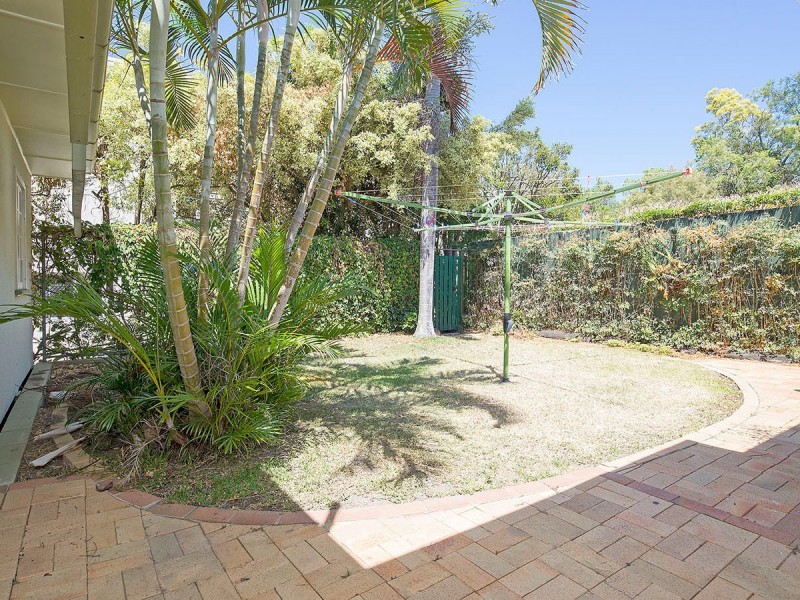 55 Canopus Street, Coorparoo QLD 4151