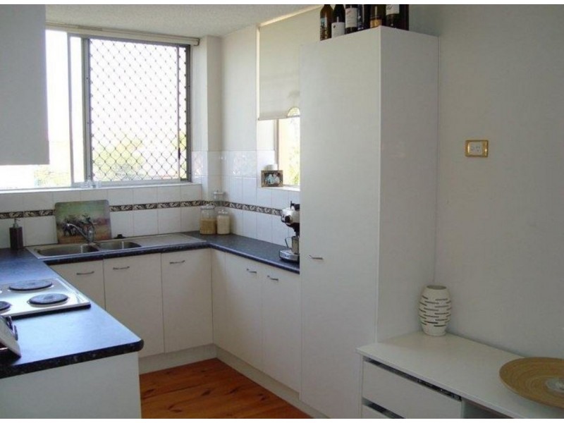 4/12 Birdwood Street, Coorparoo QLD 4151