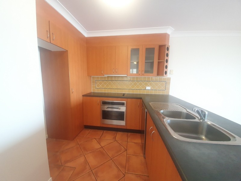 8/17-19 Rialto Street, Coorparoo QLD 4151