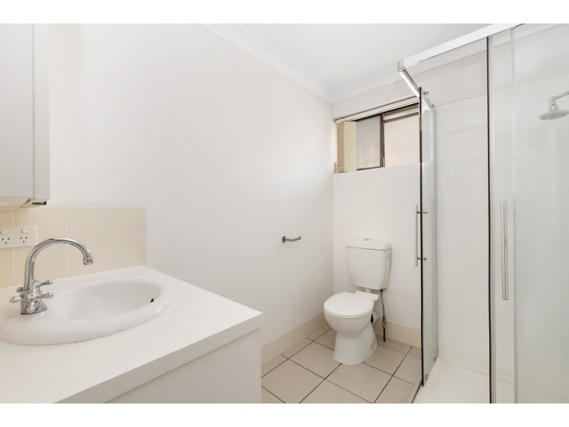 2/30 Wellington Street, Coorparoo QLD 4151